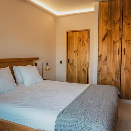 Seaweeds Willa Roque