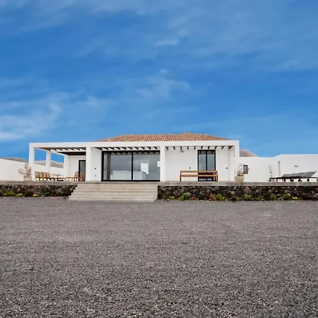 Seaweeds Villa *